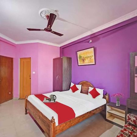 Goroomgo Varanasi Paradise Varanasi - Parking & Restaurant Available - Perfect Location And Comfortable Room Esterno foto